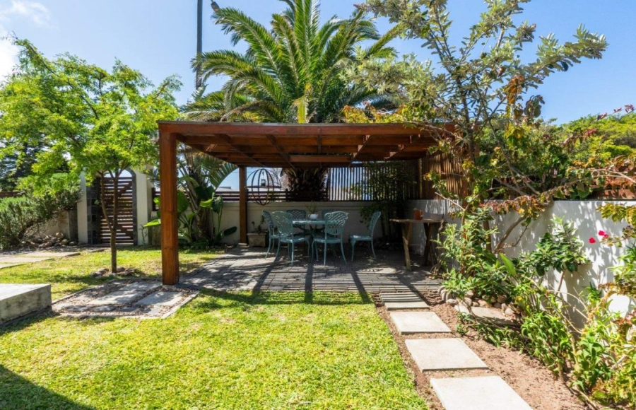 4 Bedroom Property for Sale in Linkside Western Cape